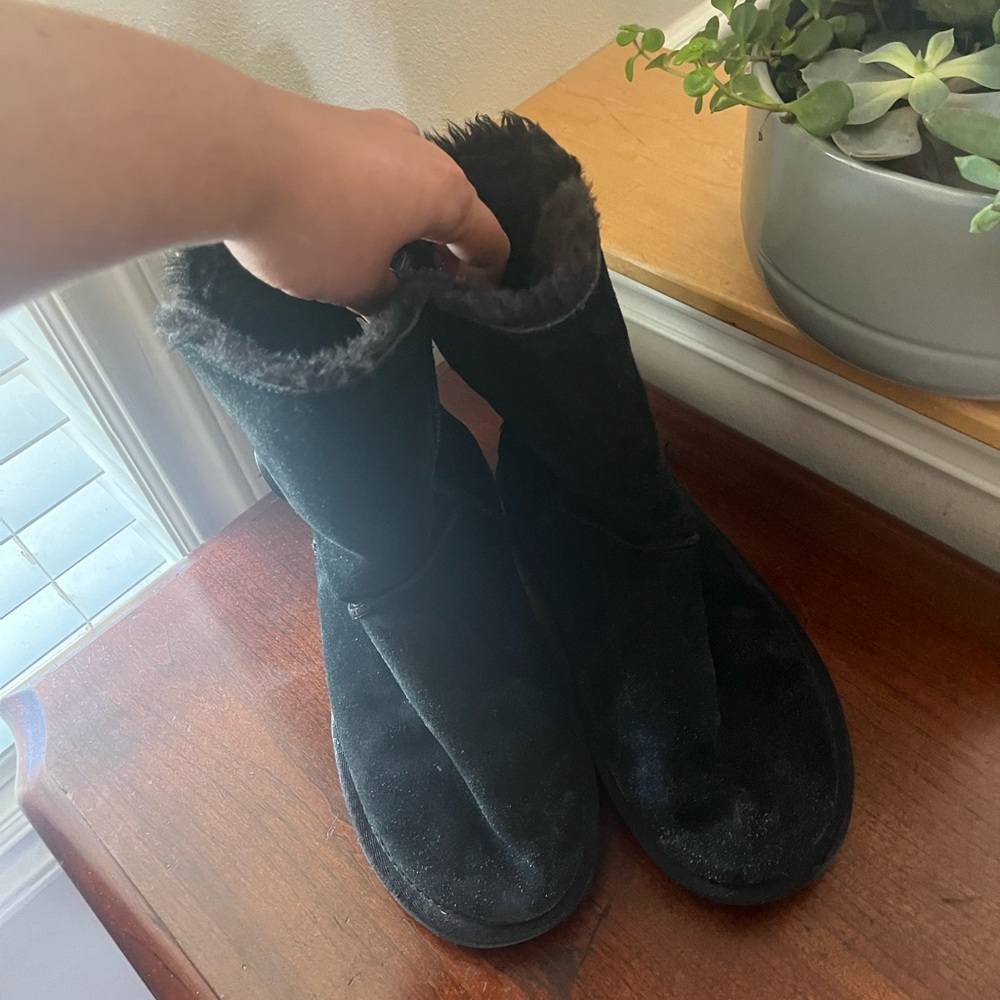 Black womens uggs